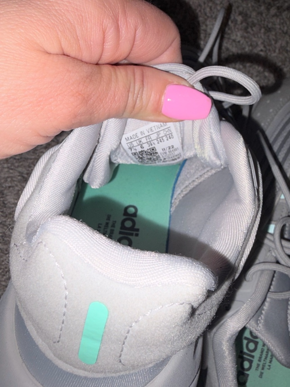 Adidas Ozelia Sneakers Women’s Size 7.5 Gray Mint Blue Chunky Dad Shoes - Picture 7 of 8